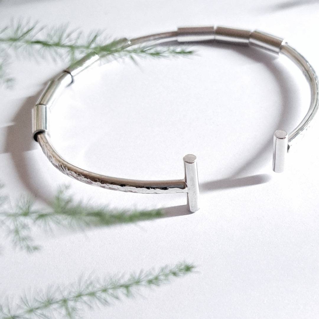 handmade timeless bangle