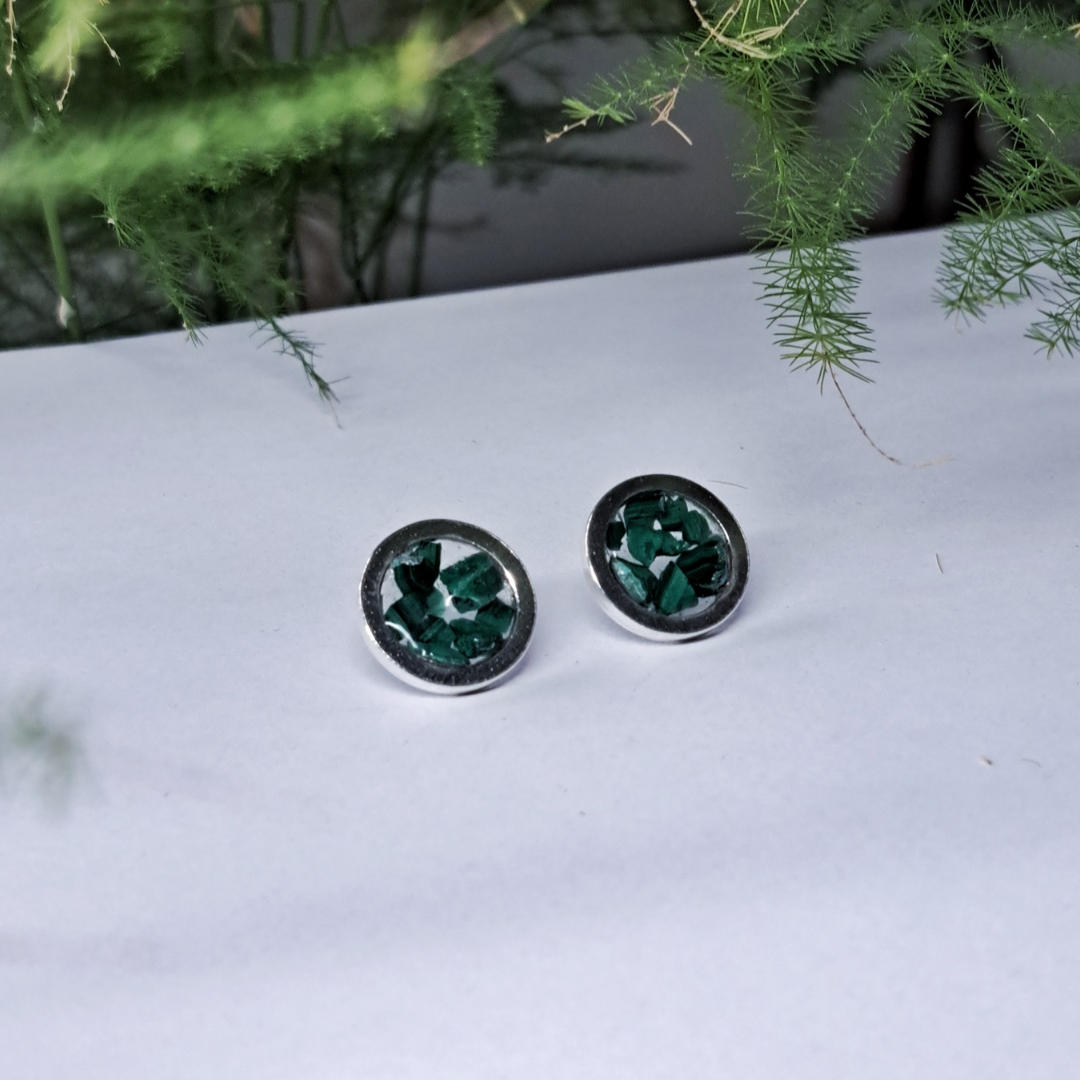 Silver Earrings with Malachite