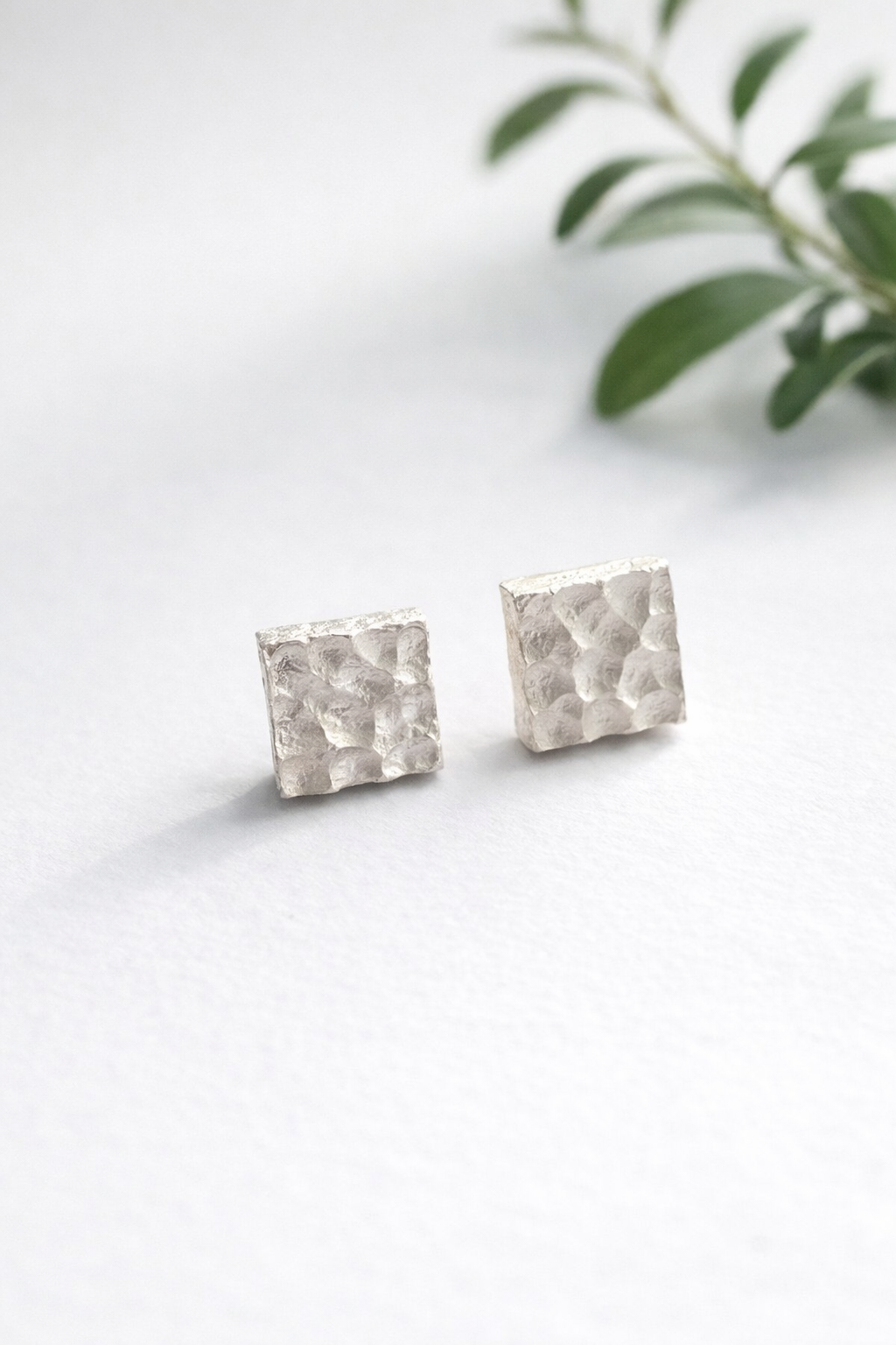 Sparkle & Shine: Exploring the World of Jewellery