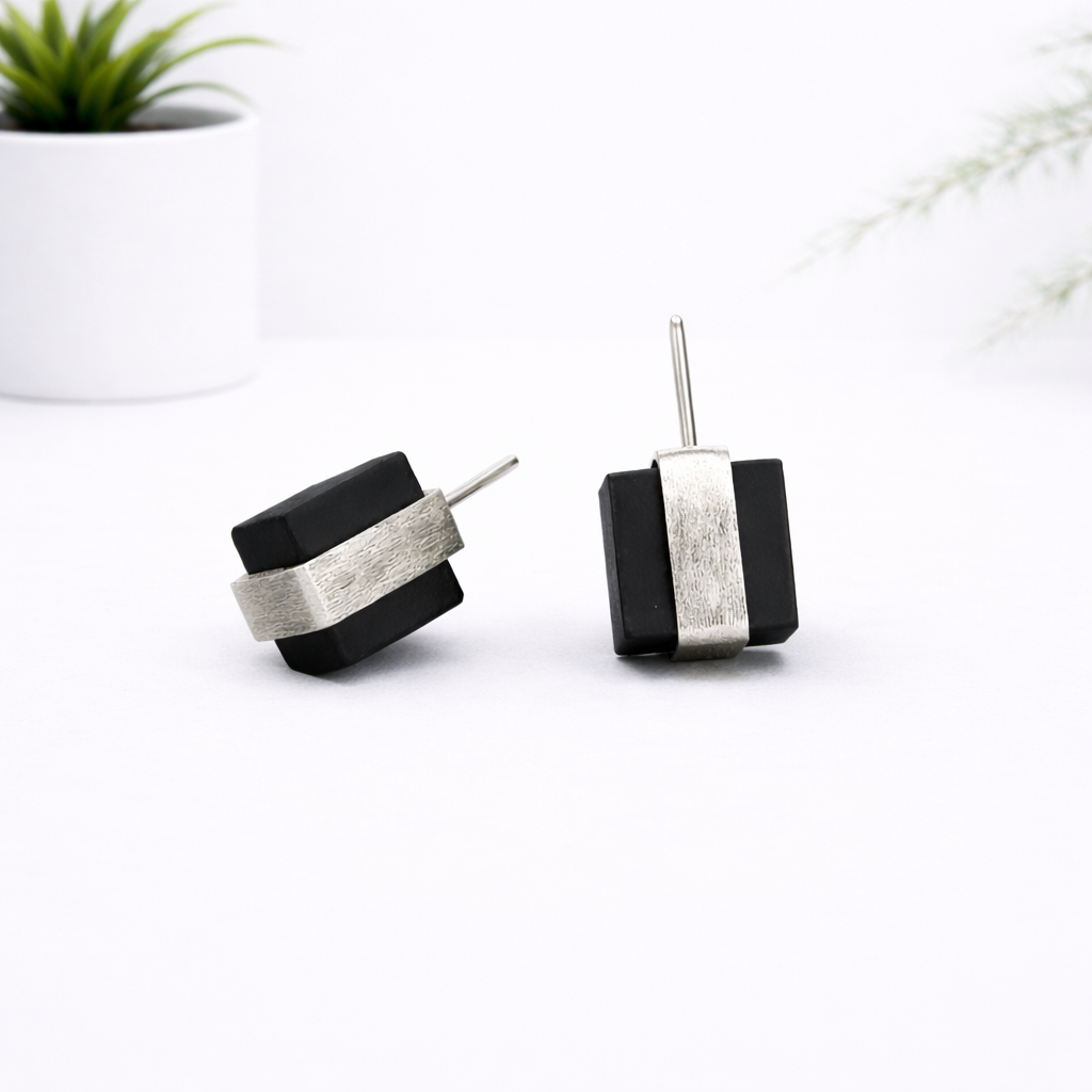 Handmade black & white collection