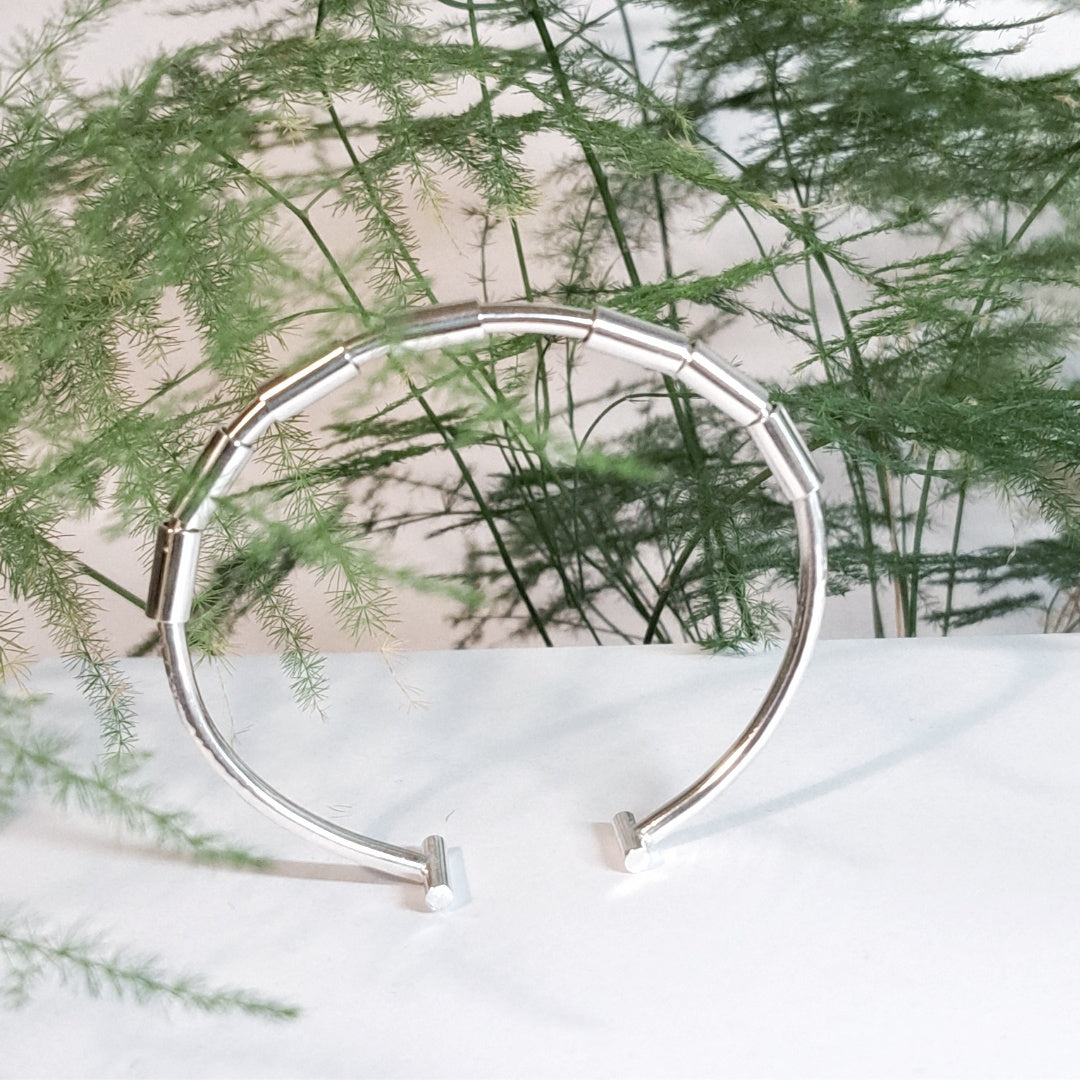 calming bangle 