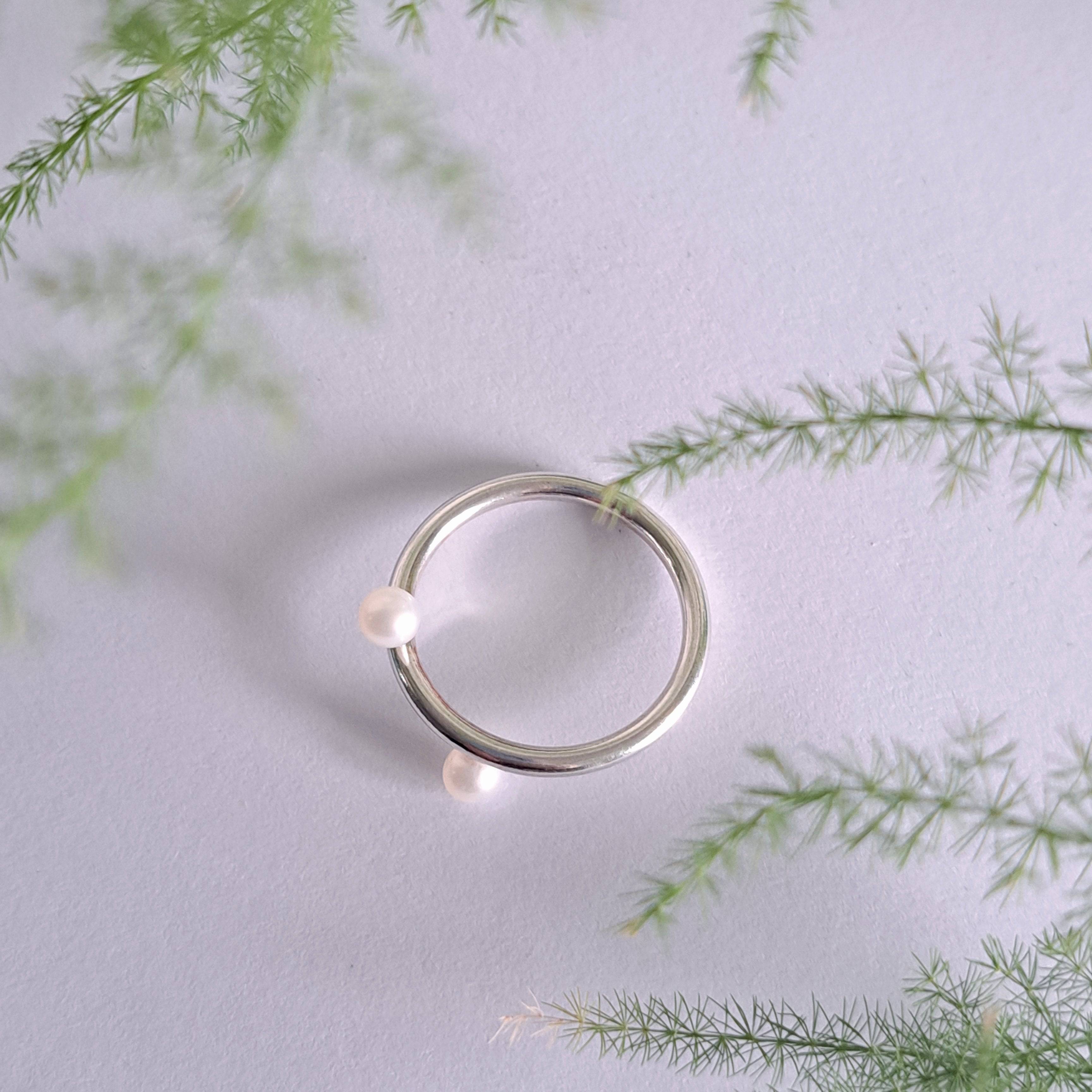 Silver Ring With Pearls