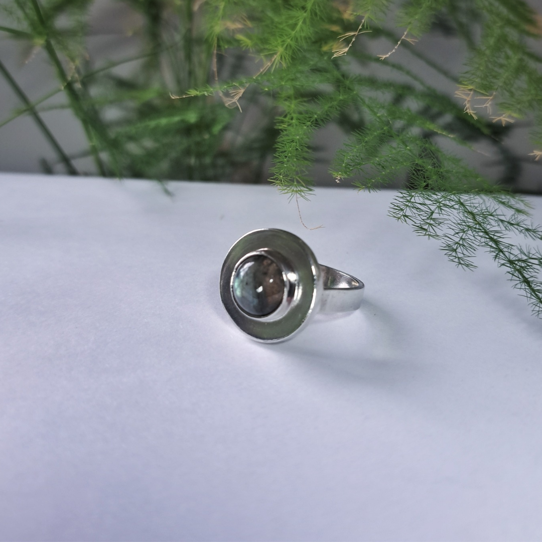 Silver Ring with Labradorite 