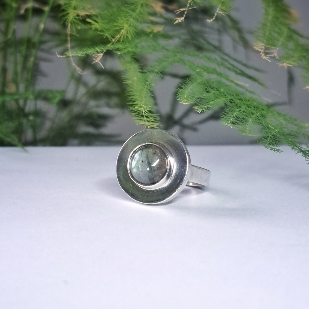 Silver Ring with Labradorite 