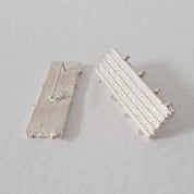 Pair of silver earrings 