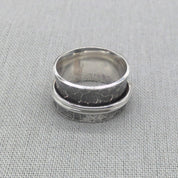Hammered silver spinner ring