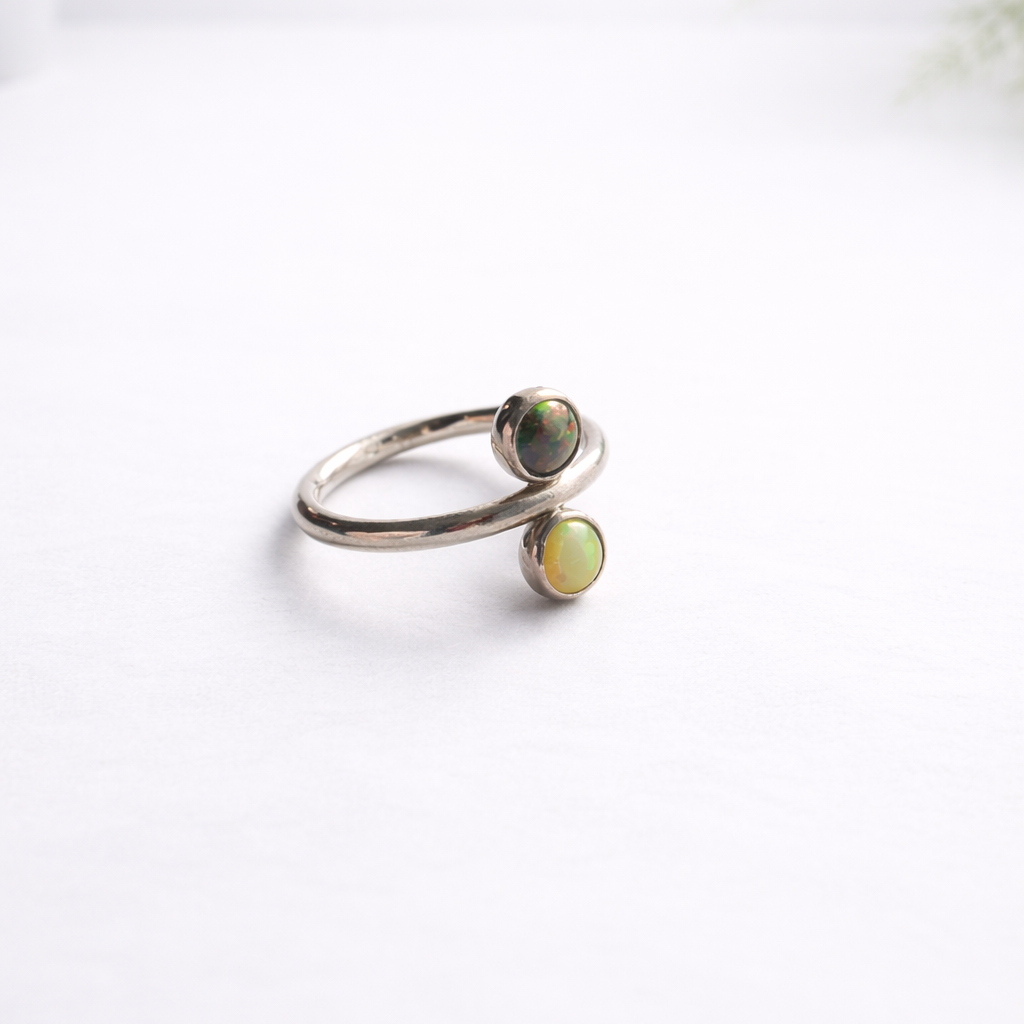Silver ring with Opal