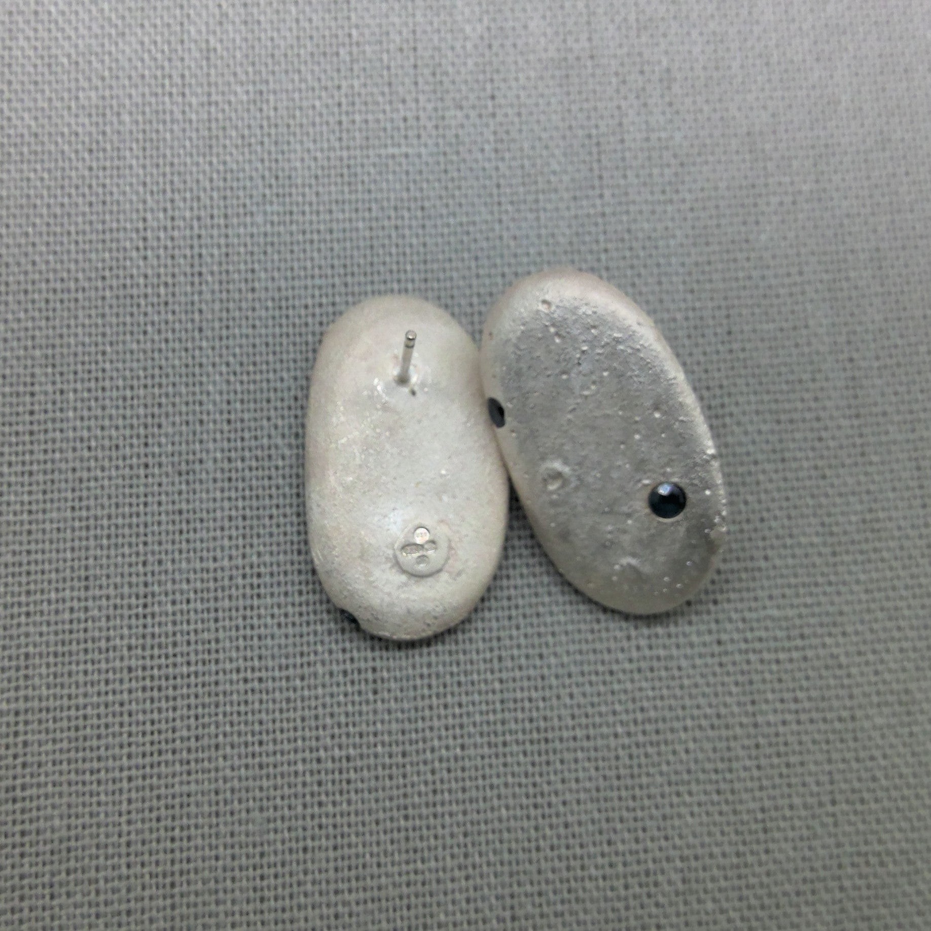 Silver pebble earrings with sapphire stones, Ocean Sapphire Collection