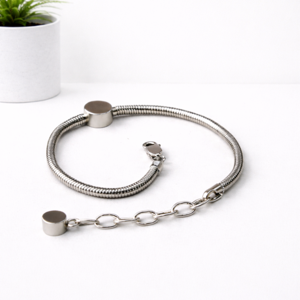 Silver snake bracelet